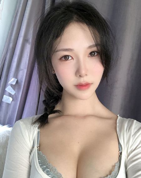 国产午夜精品一区理论片飘花_BD英语高清免费观看